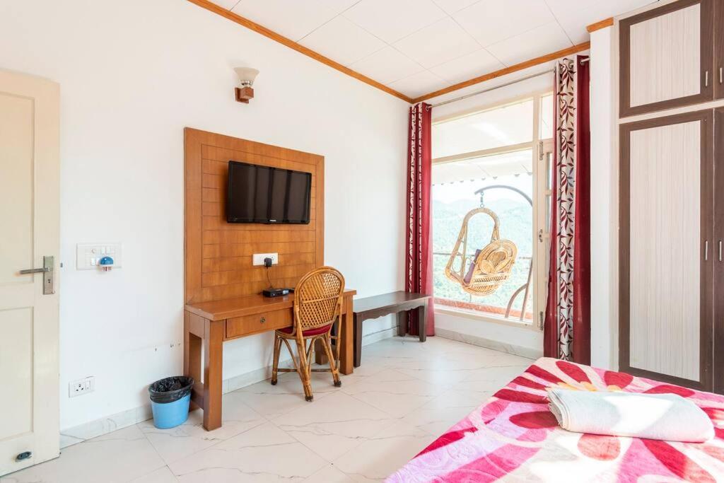 Kasauli Edge Apt With Balcony Zewnętrze zdjęcie
