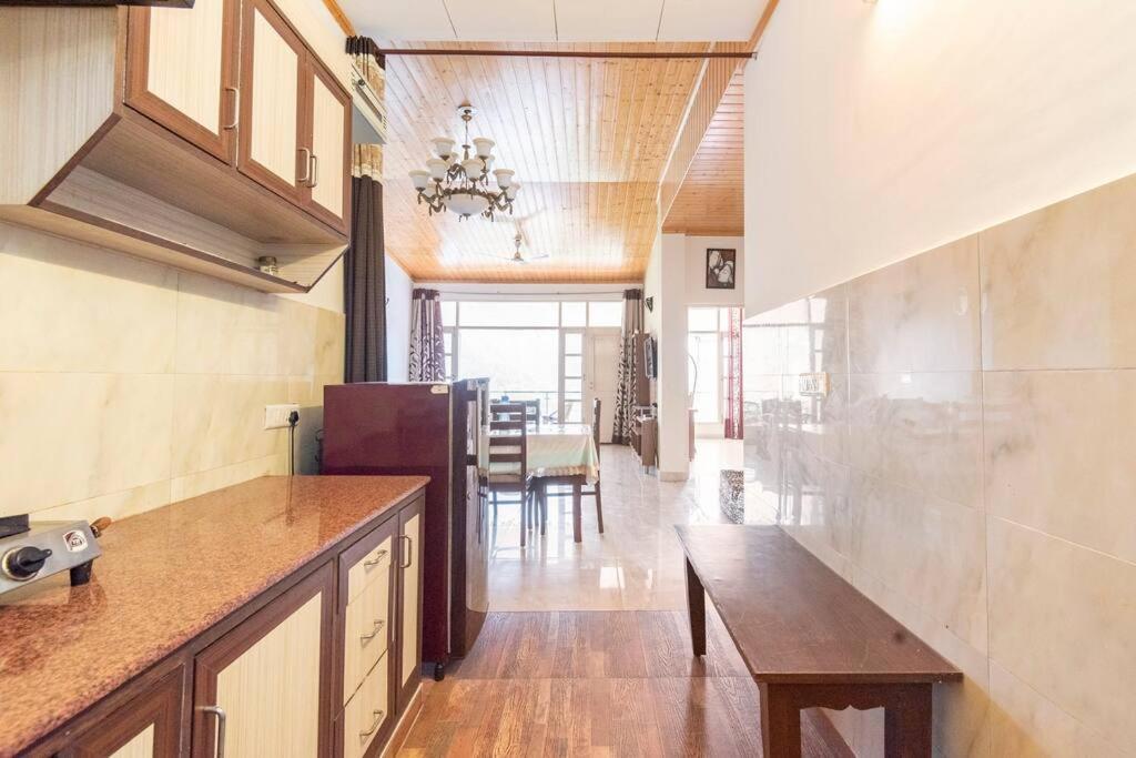 Kasauli Edge Apt With Balcony Zewnętrze zdjęcie